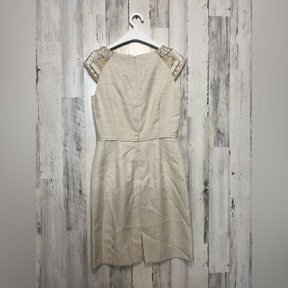 Dress   - Picture 9 of 10